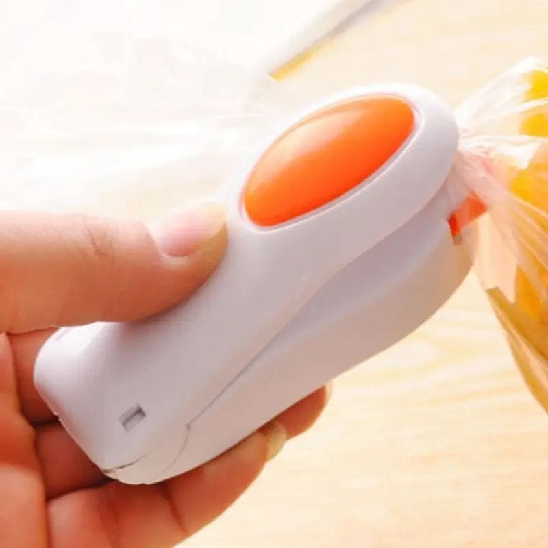Portable Mini Sealing Household Machine - Handheld Heat Bag Sealer - Mini Heat Bag Sealer Sealing Machine Hand Pressure Heat Sealing Machine for Airtight Food Storage Saver