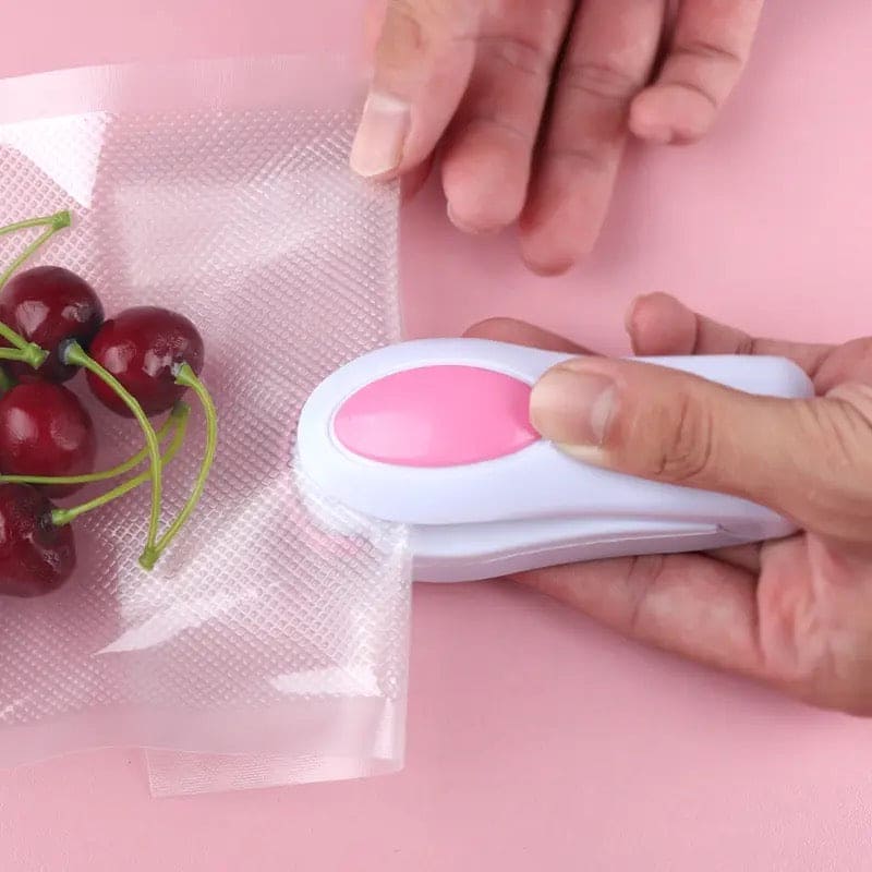 Portable Mini Sealing Household Machine - Handheld Heat Bag Sealer - Mini Heat Bag Sealer Sealing Machine Hand Pressure Heat Sealing Machine for Airtight Food Storage Saver